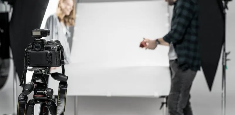 Focus stacking: jak uzyskać perfekcyjną ostrość w makro i fotografii produktowej?